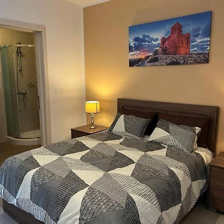 Mediterranea 2 Bedroom Smart Apartment เซนต์พอลส์เบย์ ภายนอก รูปภาพ