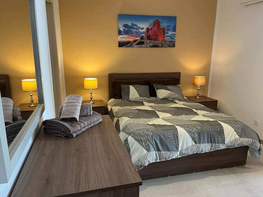 Mediterranea 2 Bedroom Smart Apartment เซนต์พอลส์เบย์ ภายนอก รูปภาพ